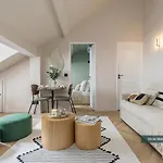 Poeticstay - Opera