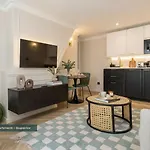 Poeticstay - Opera Paryż