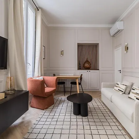 Poetic - Opera Apartment Paris