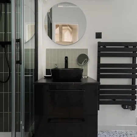 Poetic - Opera Apartment