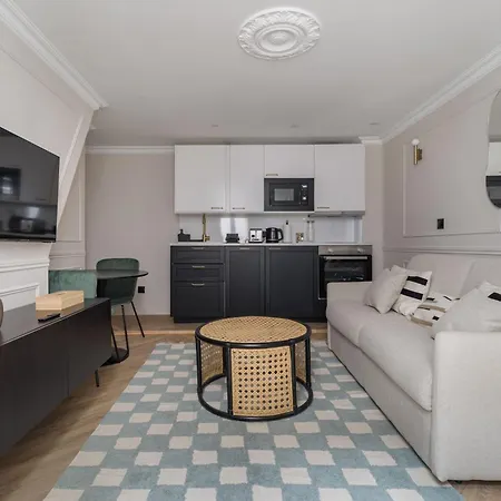 Poeticstay - Opera *