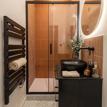 Poeticstay - Opera - Hanovre Paris