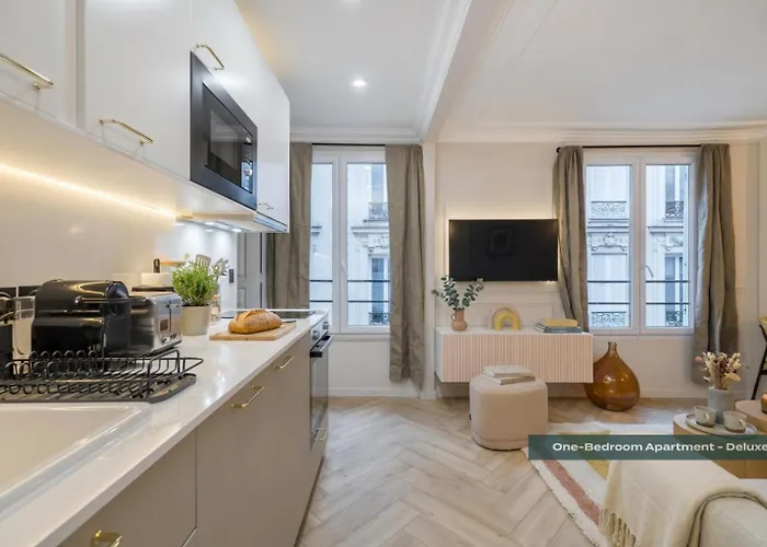 Poeticstay - Opera Apartman