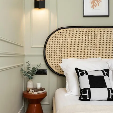 Apartment Poeticstay - Opera