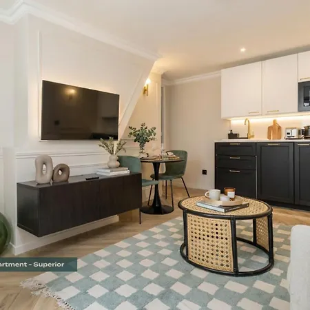 Poeticstay - Opera Apartment Paris