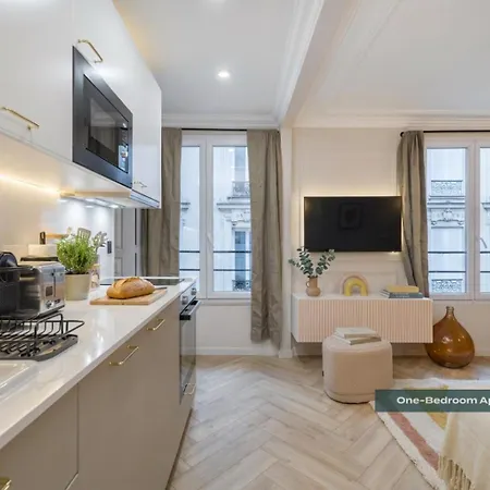 Poeticstay - Opera Apartment