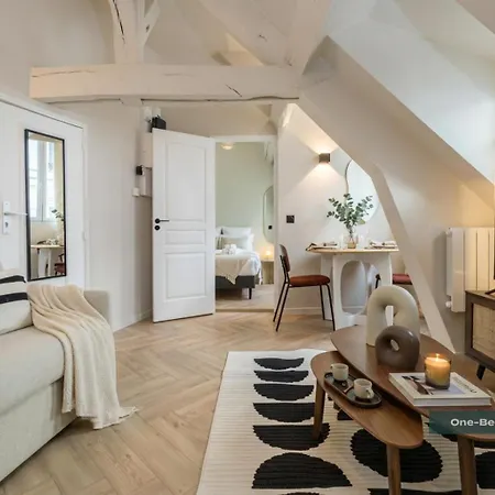 Poeticstay - Opera
