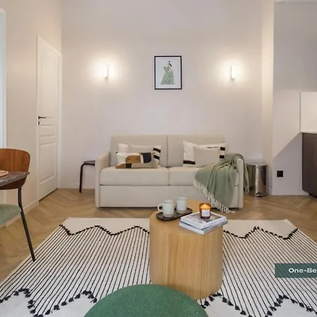 Poeticstay - Opera * Paris