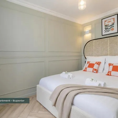 Apartment Poeticstay - Opera