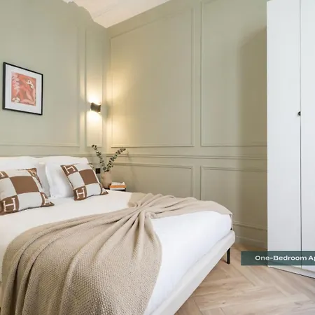 Poeticstay - Opera Apartment