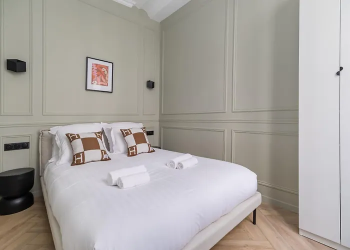 Poeticstay - Opera דירה *