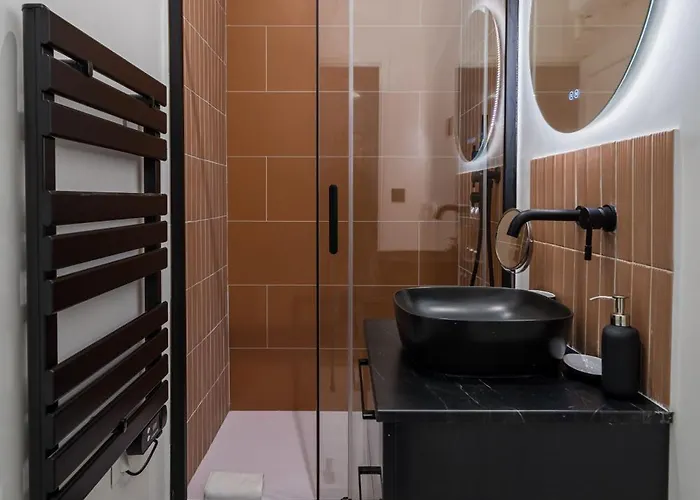 Poeticstay - Opera דירה *