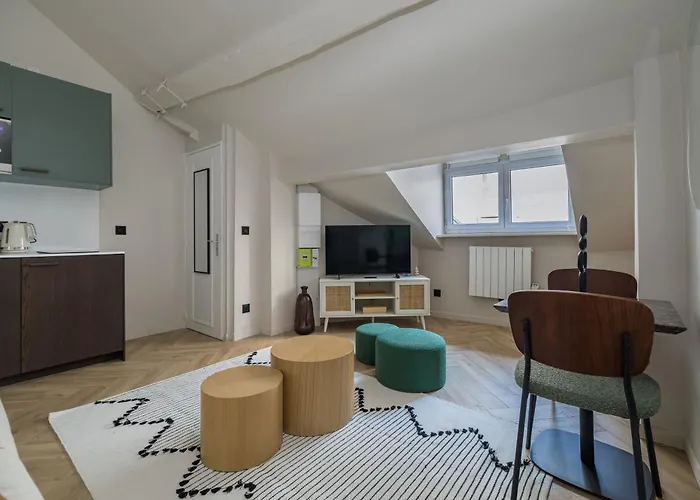 דירה Poeticstay - Opera *