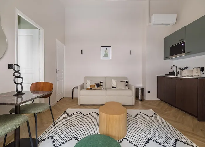 דירה Poeticstay - Opera