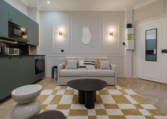 דירה Poeticstay - Opera