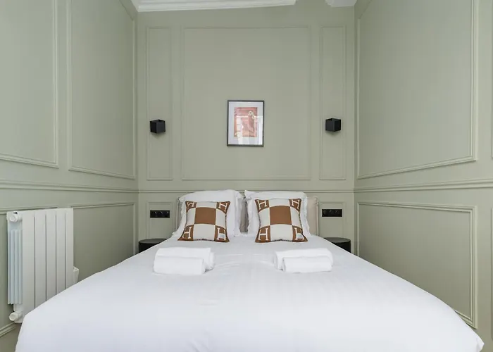 Poeticstay - Opera Daire *