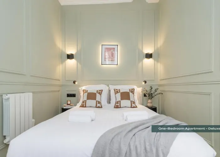 Daire Poeticstay - Opera